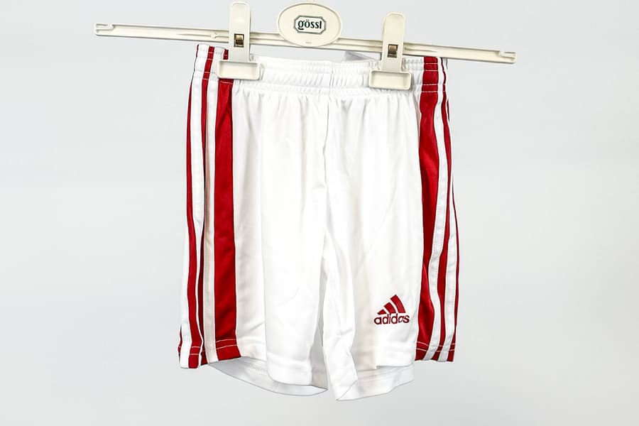 3 adidas Kinder Shorts Squadra 21, Gr. 152